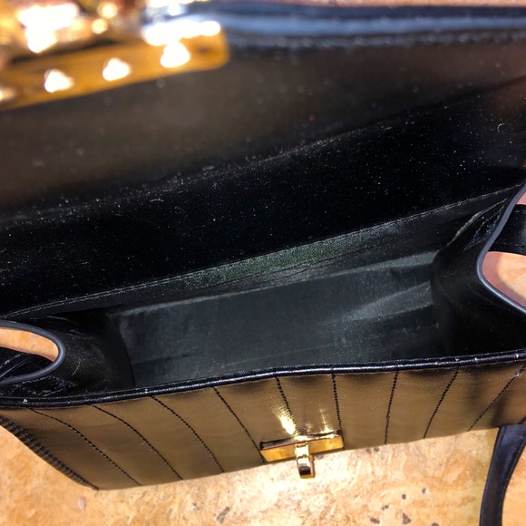 Black Faux Leather Pocketbook with Gold Twist Lock - Picture 4 of 5